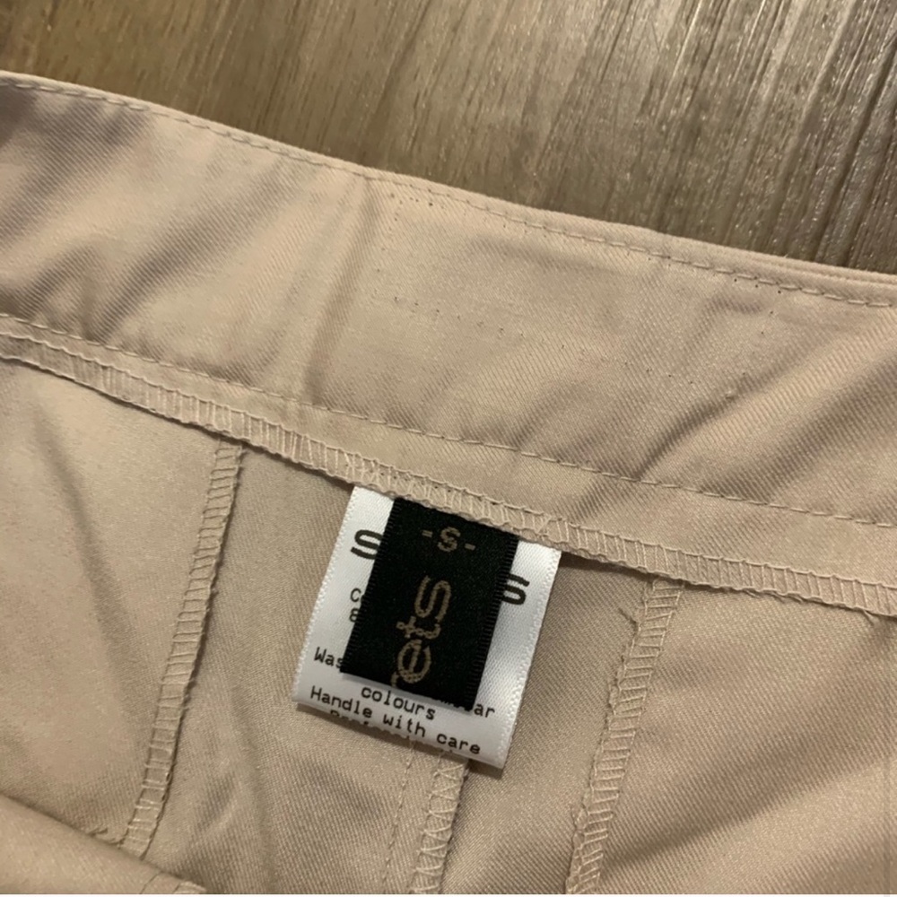 Storets Set - Picture 4 of 5